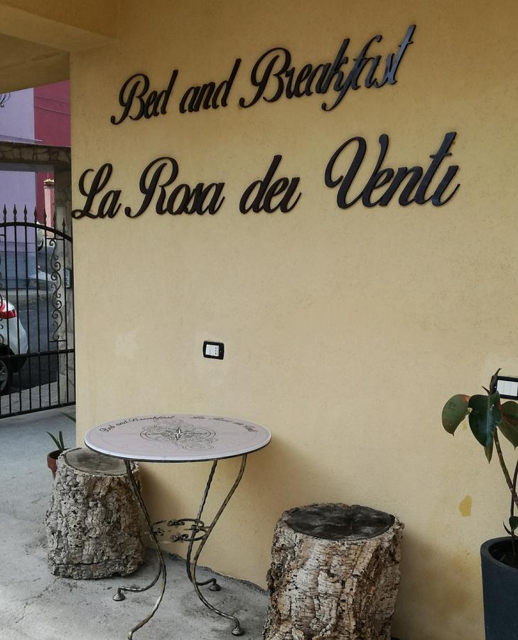 B&B La Rosa Dei Venti Acri Экстерьер фото